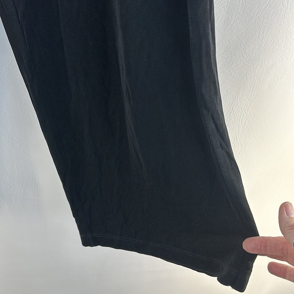 Chico’s Travelers Cropped Wide Straight Pants - Picture 3 of 6